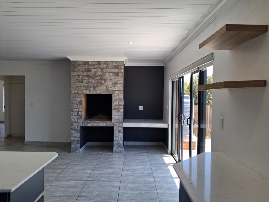 3 Bedroom Property for Sale in Stilbaai Wes Western Cape